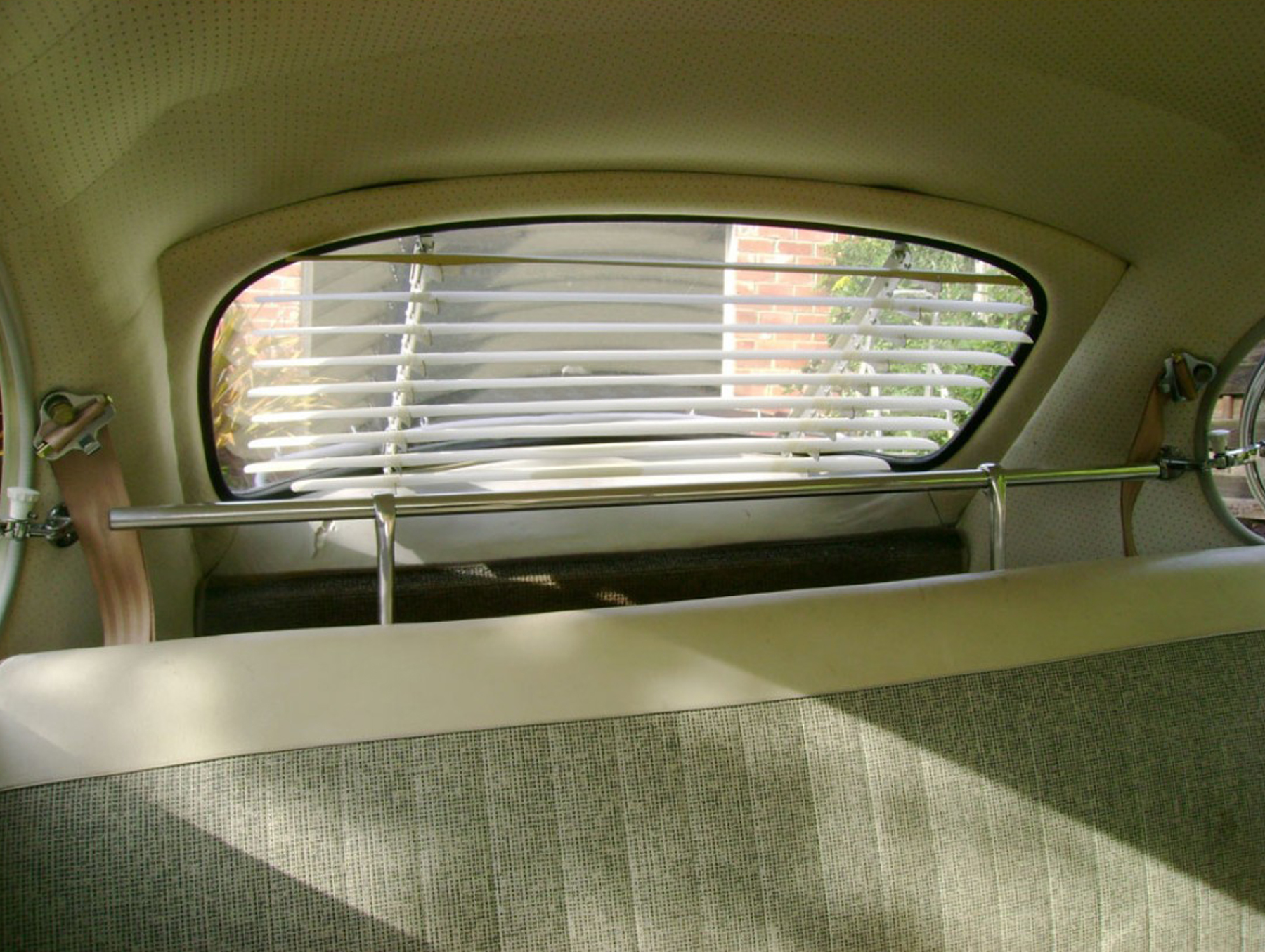Jail Bars, Rückbank, Käfer